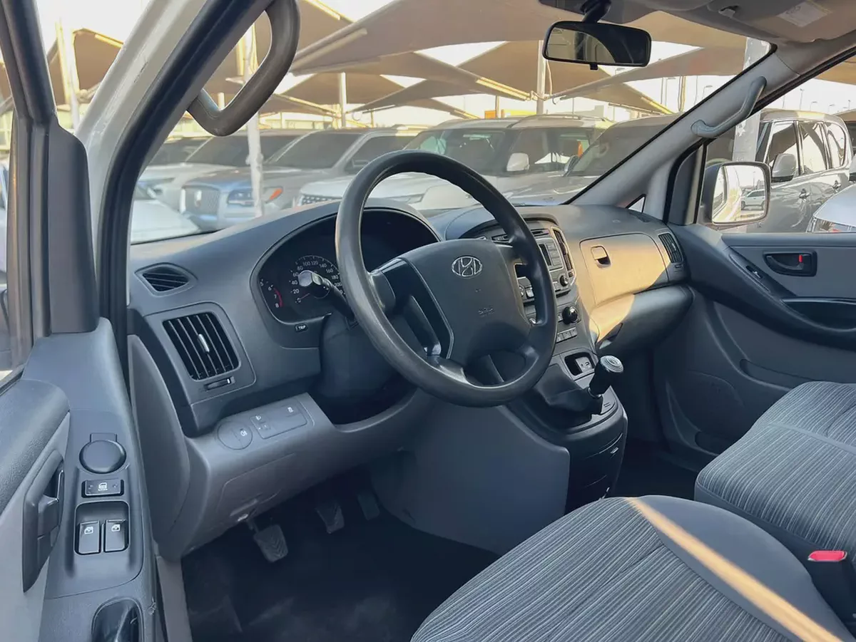 2021 Hyundai H1 | 3 Seats | Van | Manual | Petrol | GCC | Ref#1139-6-6