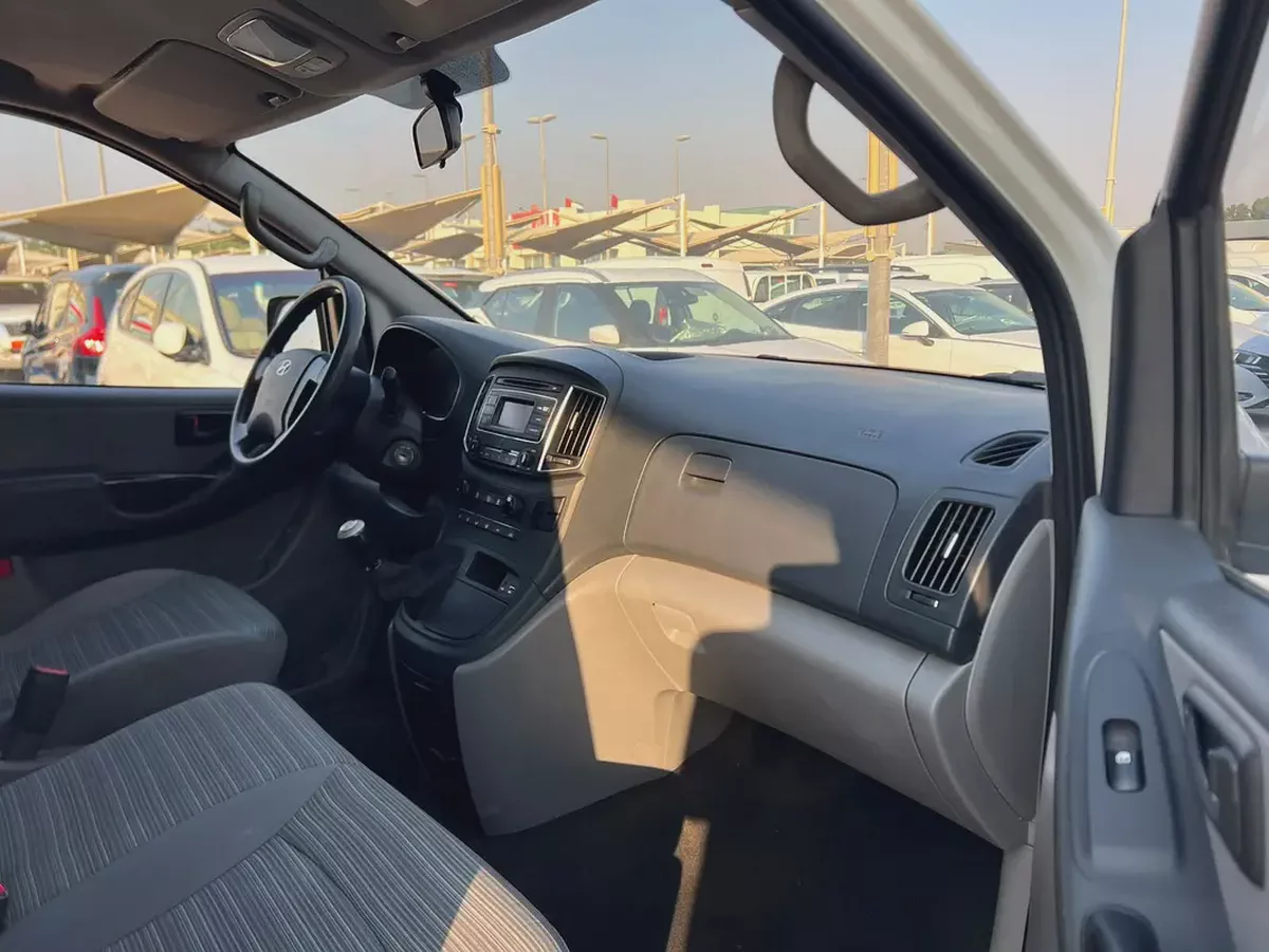 2021 Hyundai H1 | 3 Seats | Van | Manual | Petrol | GCC | Ref#1139-8-8
