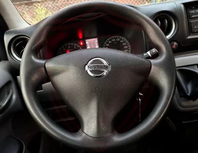 Nissan Urvan STANDARD 2.5 L | | GCC | Accident-Free | In Excellent Condition | 907 P.M-13