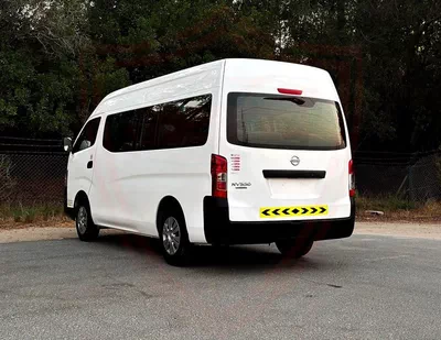 Nissan Urvan STANDARD 2.5 L | | GCC | Accident-Free | In Excellent Condition | 907 P.M-4