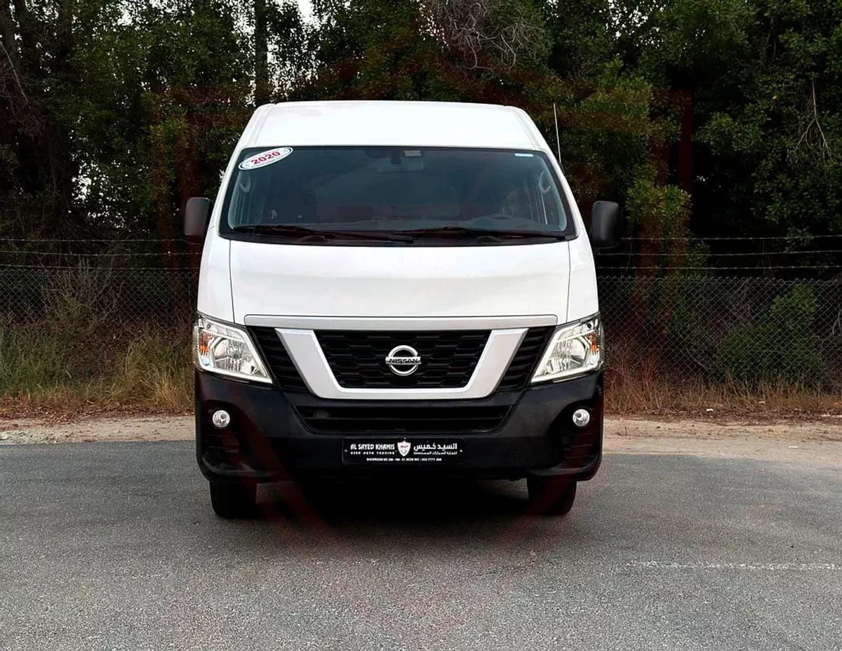 Nissan Urvan STANDARD 2.5 L | | GCC | Accident-Free | In Excellent Condition | 907 P.M-1-0