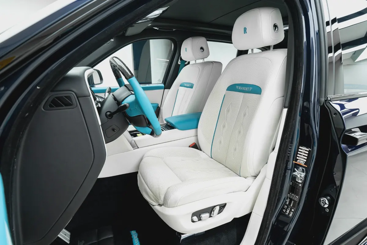 2021 ROLLS ROYCE CULLINAN WITH MANSORY KIT | 1 YEAR WARRANTY