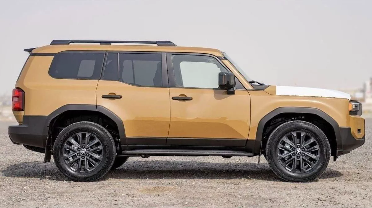 Toyota Prado ADVENTURE TOYOTA PRADO 250 WX+ LUXURY 2.4P AT MY2025- SAND-6-0