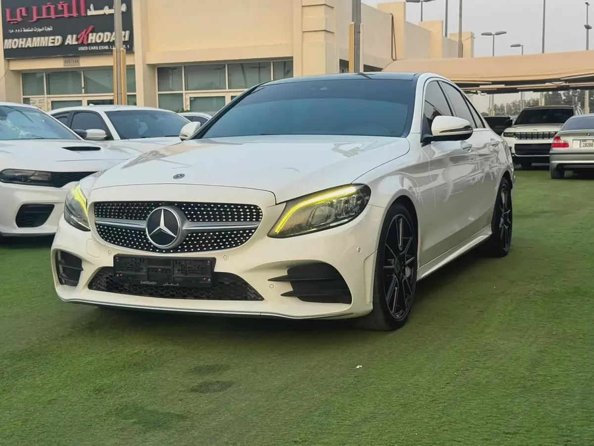 Mercedes-Benz C-Class C200 2019 GCC Specs - Excellent Condition-2-2