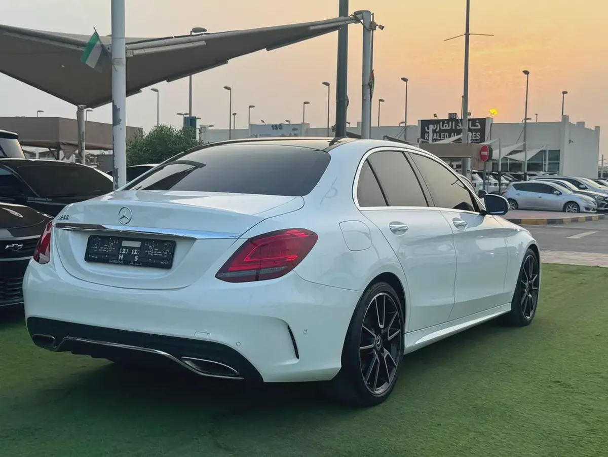 Mercedes-Benz C-Class C200 2019 GCC Specs - Excellent Condition-5-5