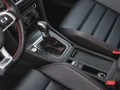 AED 2,300 EMI PM | VOLKSWAGEN GOLF | GTI P2 | LOW MILEAGE | ORIGINAL PAINT | 0% DOWNPAYMENT-11