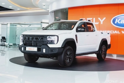 2.4L PETROL | 4X4 | GCC | 5 YEAR / 200000 KM WARRANTY-0