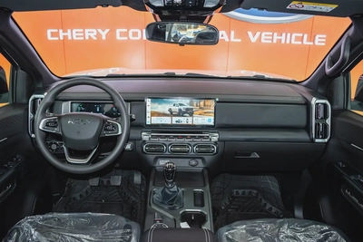 2.4L PETROL | 4X4 | GCC | 5 YEAR / 200000 KM WARRANTY-11