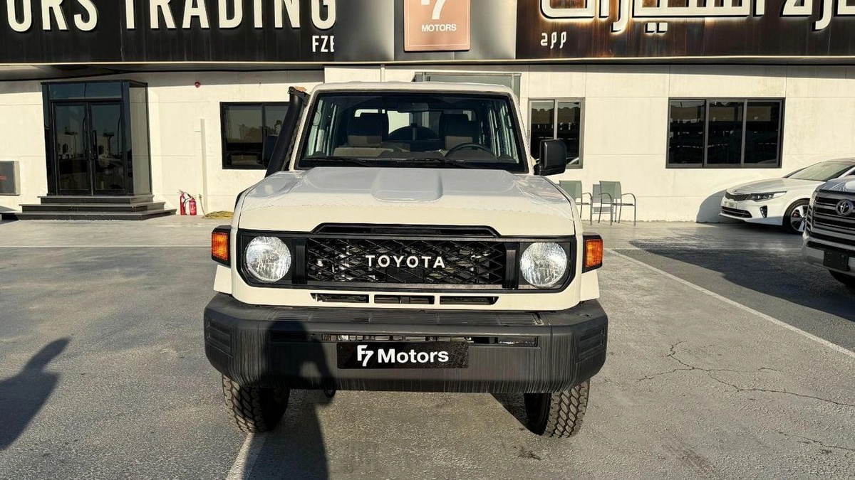Toyota Land Cruiser Pick Up Toyota Land Cruiser Pick-Up - 2025-1-1