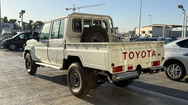 Toyota Land Cruiser Pick Up Toyota Land Cruiser Pick-Up - 2025