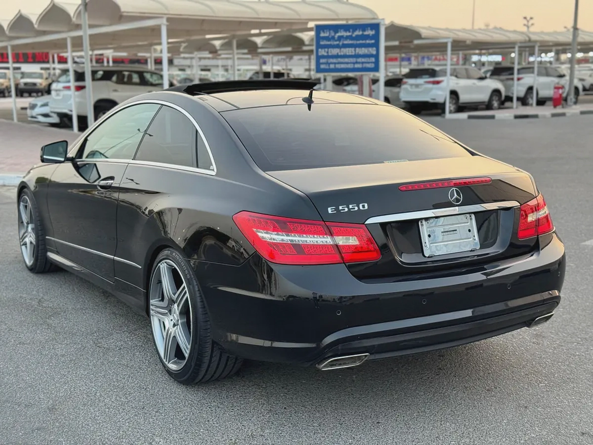 Mercedes-Benz E 550,V8 Coupe 2011, Japanese Specs, Excellent Condition-3-3