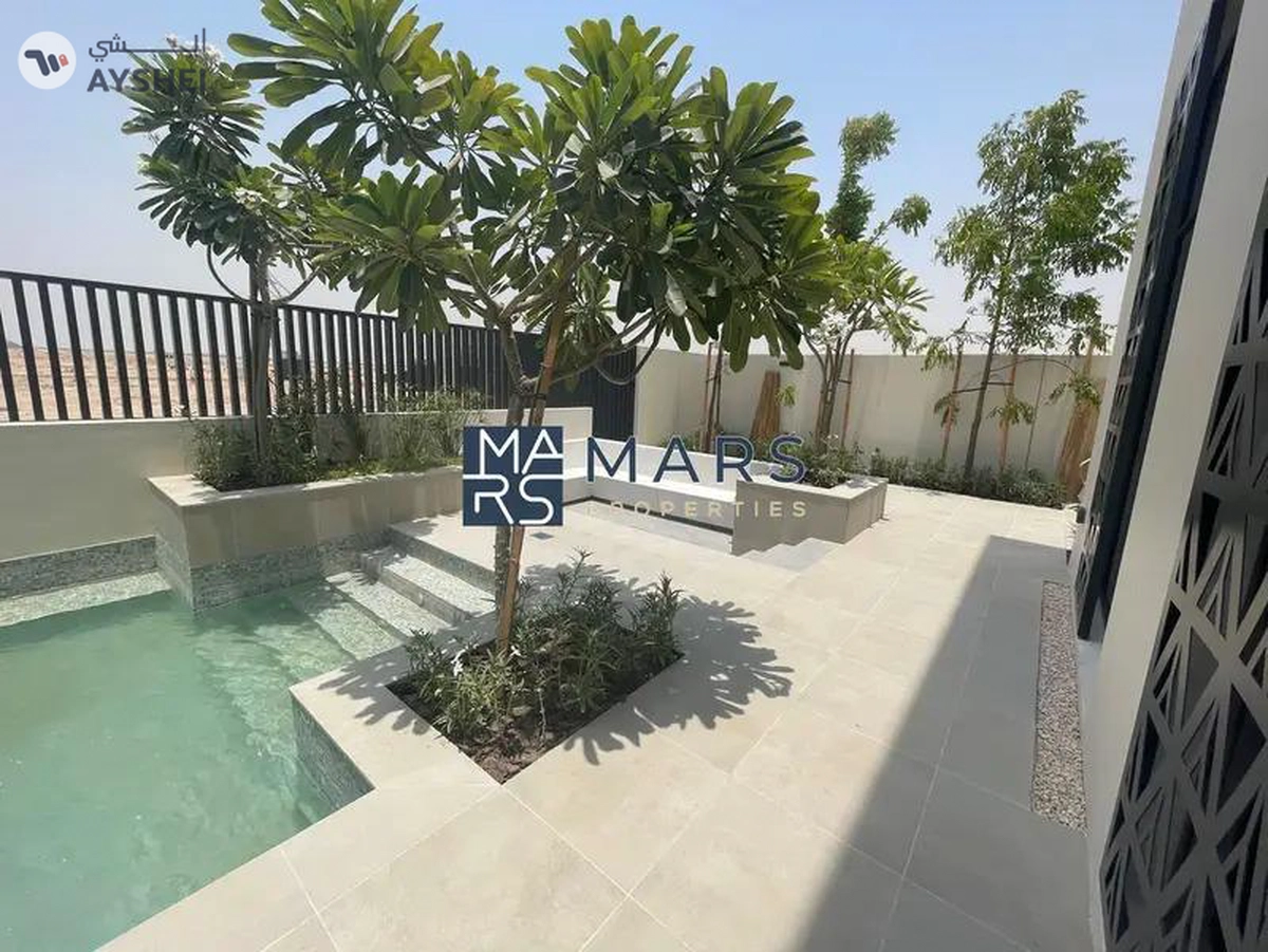 Prime Location | FreeHold | AL Barahshi | Luxury Townhouse | 1% Payment plan