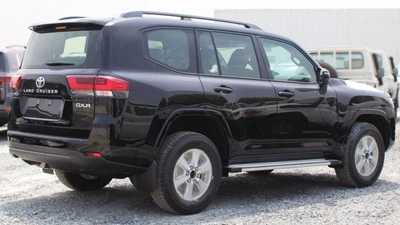 Toyota Land Cruiser LC300 GXR 4.0P AT MY2025 – BLACK-2