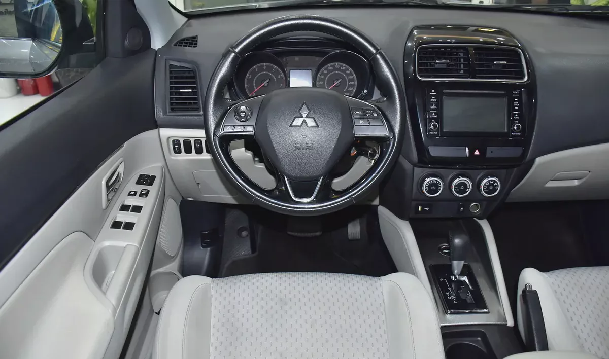 AED 614 EMi at 0% DP | Mitsubishi ASX 4WD ( 2019 Model ) in Silver Color GCC Specs-11-11