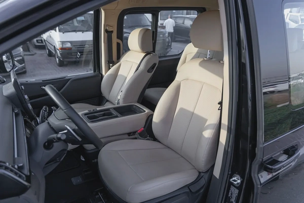 Hyundai Staria Comfort | GCC Specs | Automatic | Family Van | 2024 (Export)