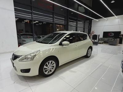 Nissan Tiida 2015 SV GCC Full service history Mid option-1