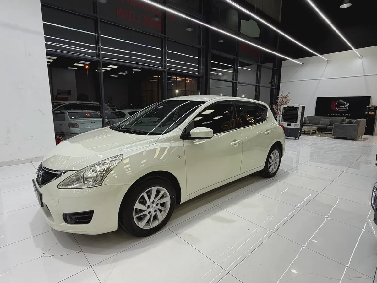 Nissan Tiida 2015 SV GCC Full service history Mid option-1-1