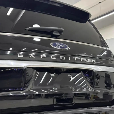 Ford Expedition Platinum-5