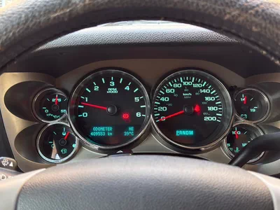Gulf Specs 2010 CHEVROLET SILVERADO LT Double Cabin Pick-Up 5.3Litre V8-6