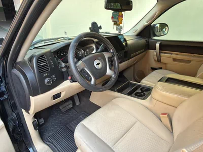 Gulf Specs 2010 CHEVROLET SILVERADO LT Double Cabin Pick-Up 5.3Litre V8-10