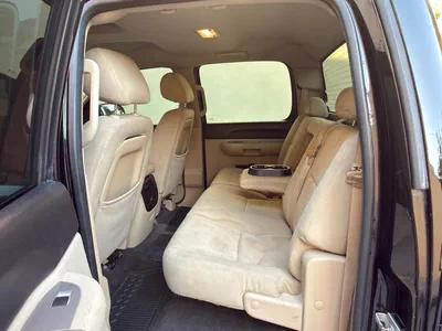 Gulf Specs 2010 CHEVROLET SILVERADO LT Double Cabin Pick-Up 5.3Litre V8-13
