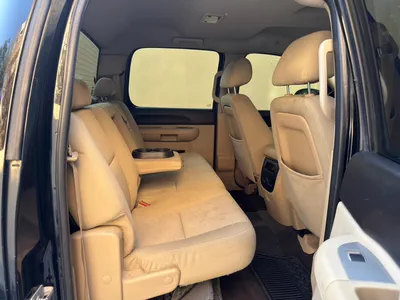 Gulf Specs 2010 CHEVROLET SILVERADO LT Double Cabin Pick-Up 5.3Litre V8-16