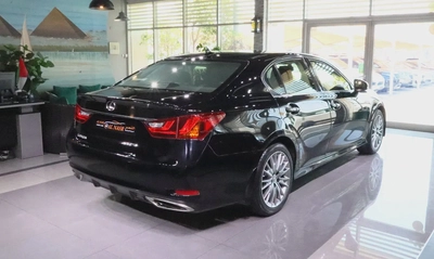 Full Service History . GCC Specs . Fully Loaded . Single Owner-5
