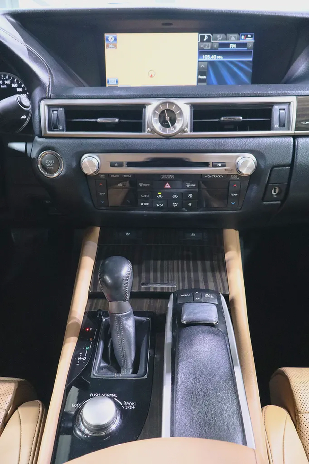 Full Service History . GCC Specs . Fully Loaded . Single Owner-11-11