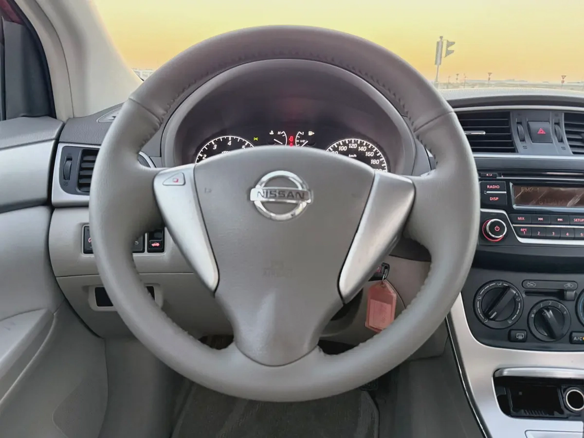 Nissan Sentra S 2016 GCC Specs - Well Maintained-12-12