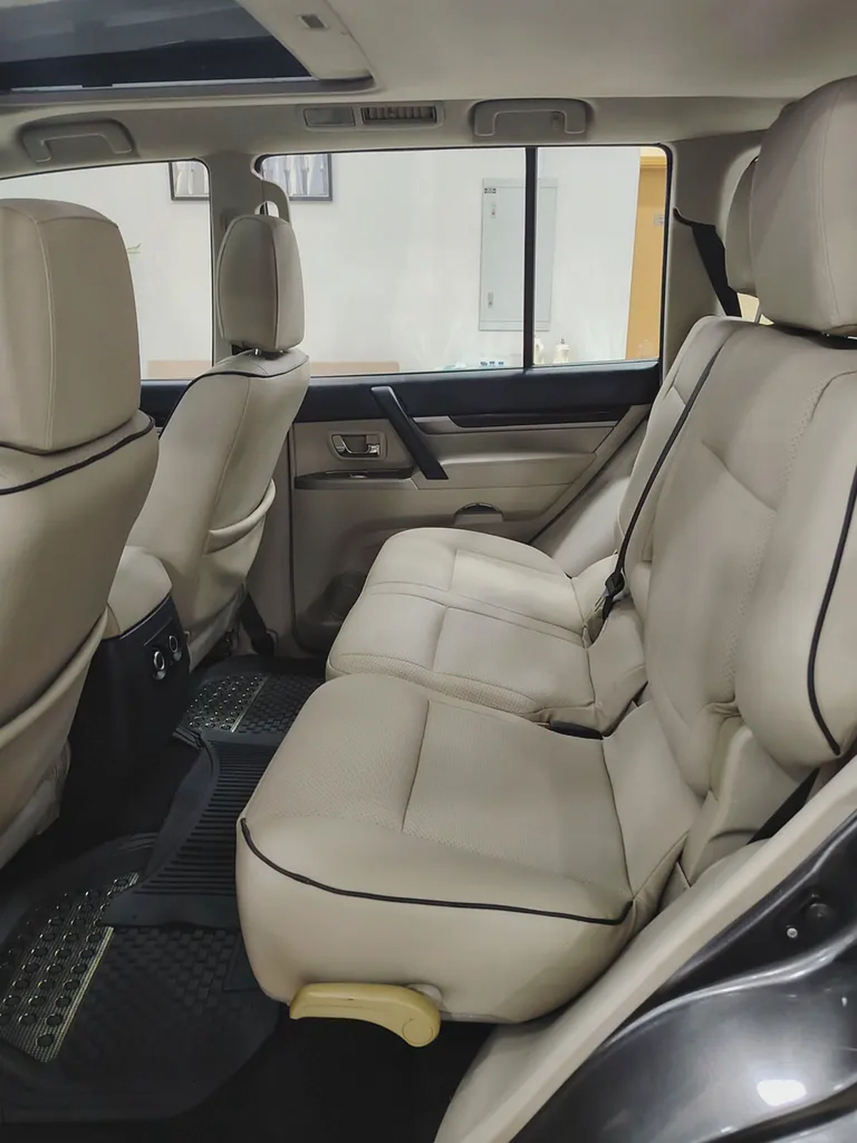 Mitsubishi Pajero GLS 2018 | GCC Specs | Low Mileage | Excellent Condition
