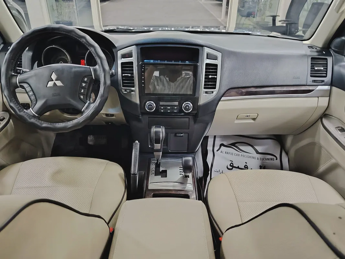 Mitsubishi Pajero GLS 2018 | GCC Specs | Low Mileage | Excellent Condition