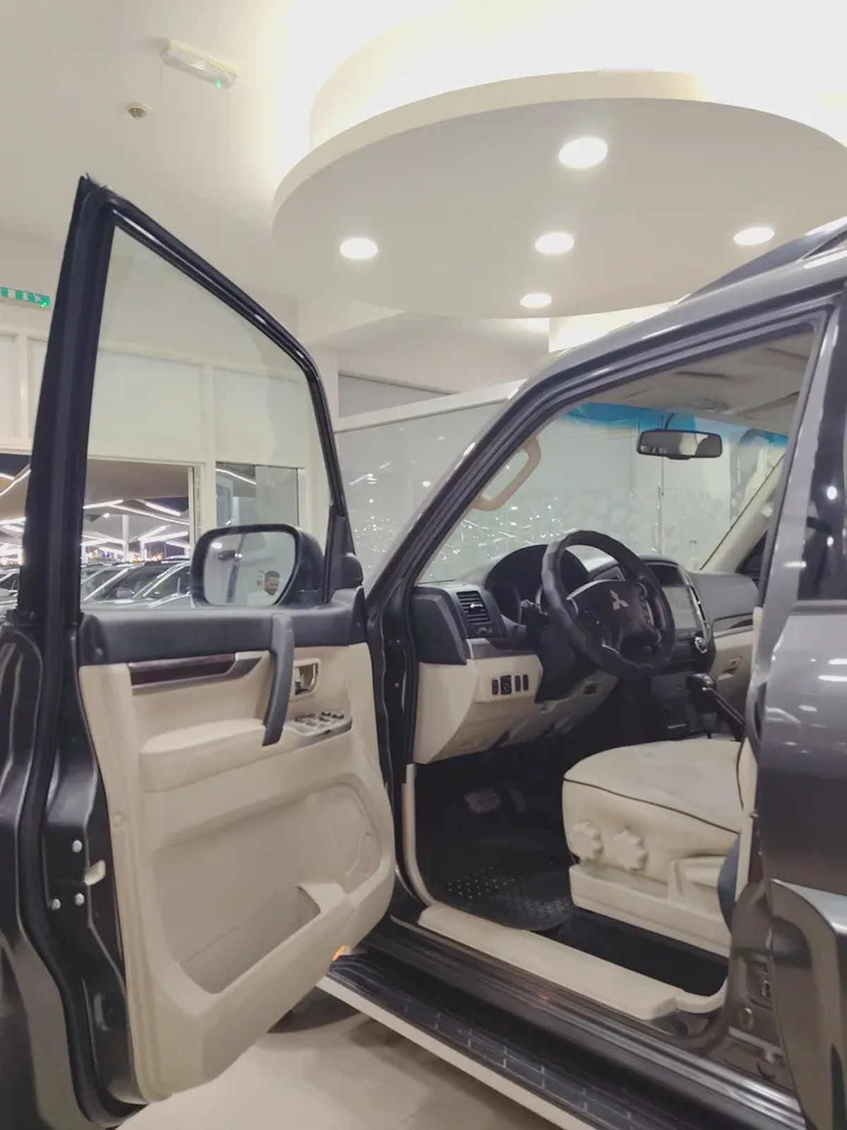 Mitsubishi Pajero GLS 2018 | GCC Specs | Low Mileage | Excellent Condition