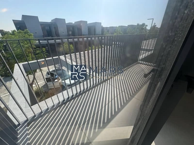 Luxurious brand new 3 bedroom townhouse available all master in Masaar for rent just in 160k-14