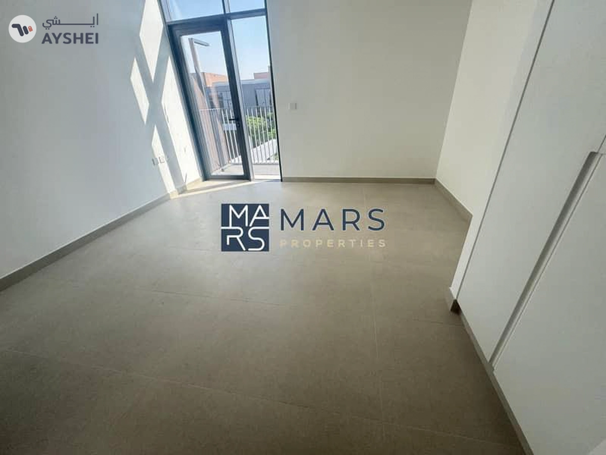 Luxurious brand new 3 bedroom townhouse available all master in Masaar for rent just in 160k-13-13