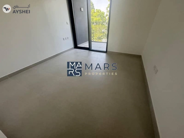 Luxurious brand new 3 bedroom townhouse available all master in Masaar for rent just in 160k