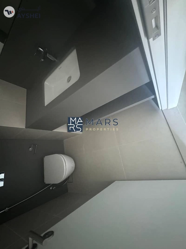 Luxurious brand new 3 bedroom townhouse available all master in Masaar for rent just in 160k