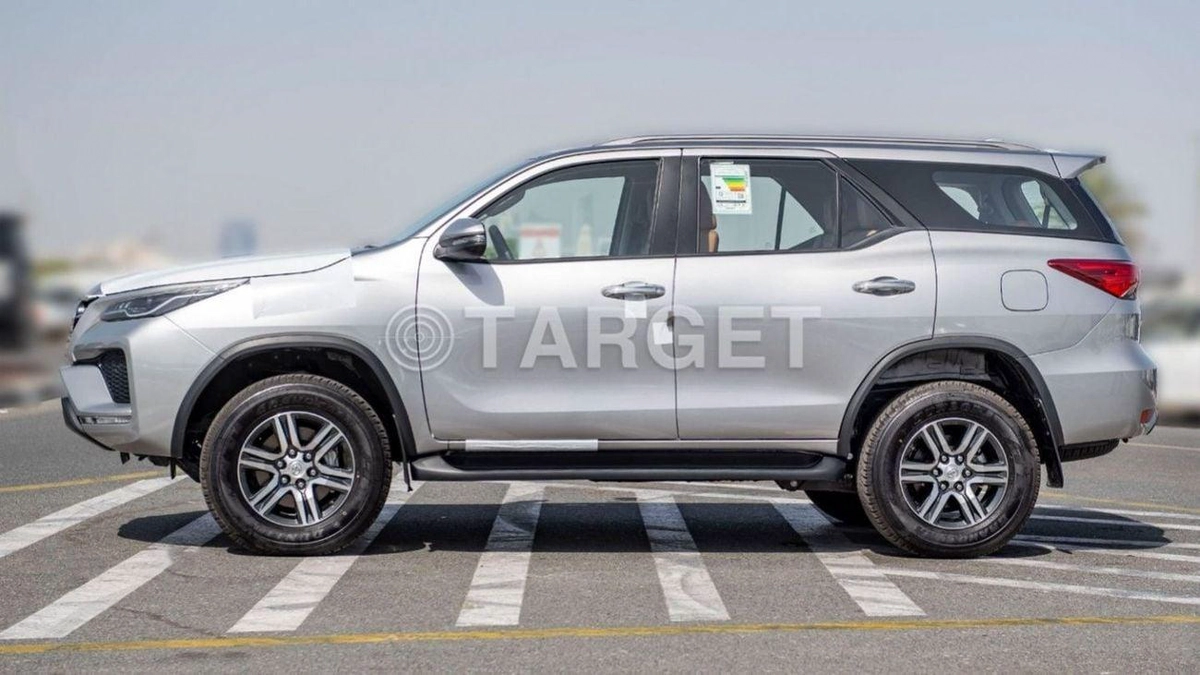 Toyota Fortuner EXR FORTUNER 2.7L 4WD-6-0