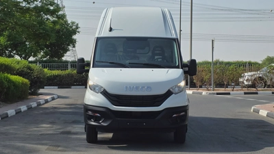 IVECO DAILY (White Automatic)-2