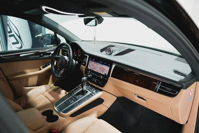Porsche Macan Standard 2020 | GCC Specs | Low Mileage | Pristine Condition-7