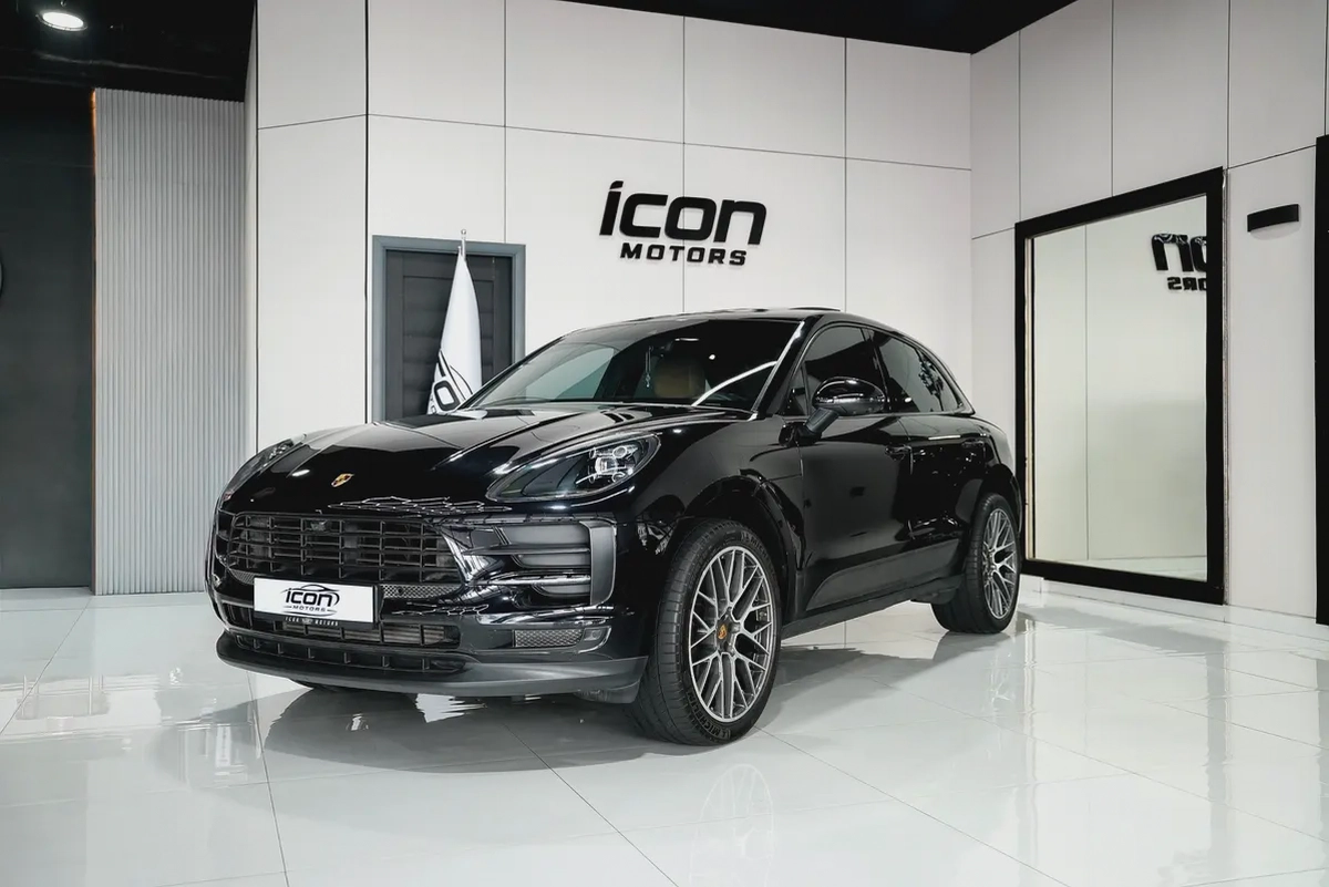 Porsche Macan Standard 2020 | GCC Specs | Low Mileage | Pristine Condition-2-2