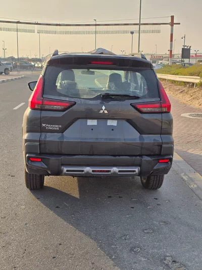 MITSUBISHI XPANDER CROSS-9