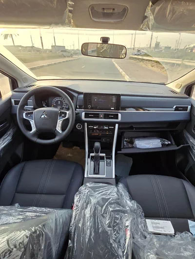 MITSUBISHI XPANDER CROSS-12