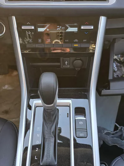 MITSUBISHI XPANDER CROSS-7