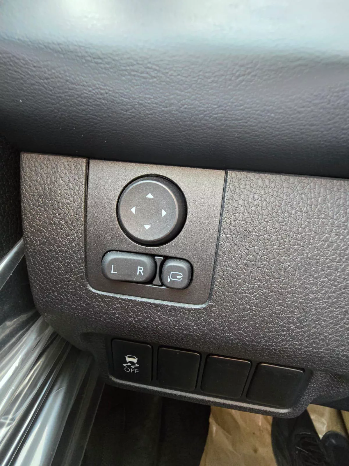 MITSUBISHI XPANDER CROSS-4-4