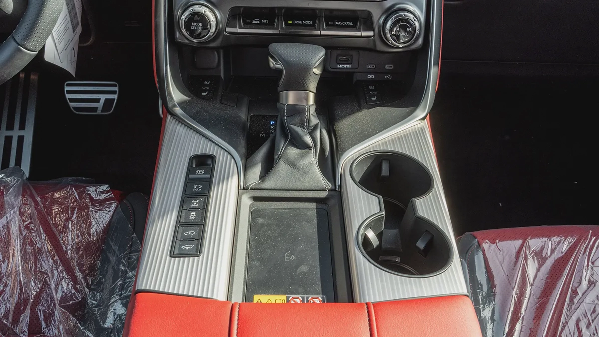 2026 Lexus LX600 F-Sport 3.5L AT Petrol (Black-Red)-15-15