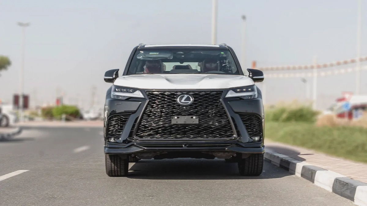 2026 Lexus LX600 F-Sport 3.5L AT Petrol (Black-Red)-3-3