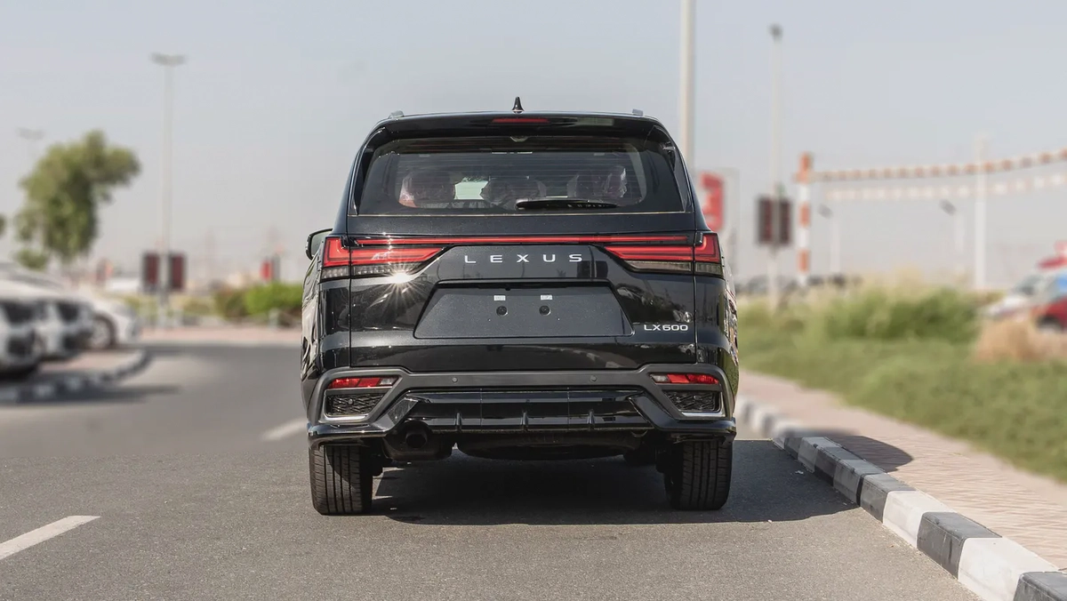 2026 Lexus LX600 F-Sport 3.5L AT Petrol (Black-Red)-4-4