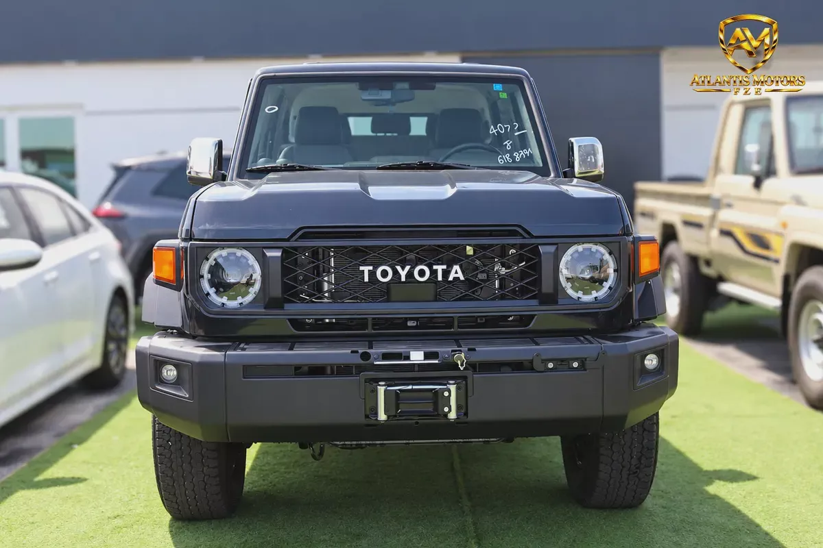 2026 Toyota Land Cruiser 70 Series LC 76 VXR GCC Specs