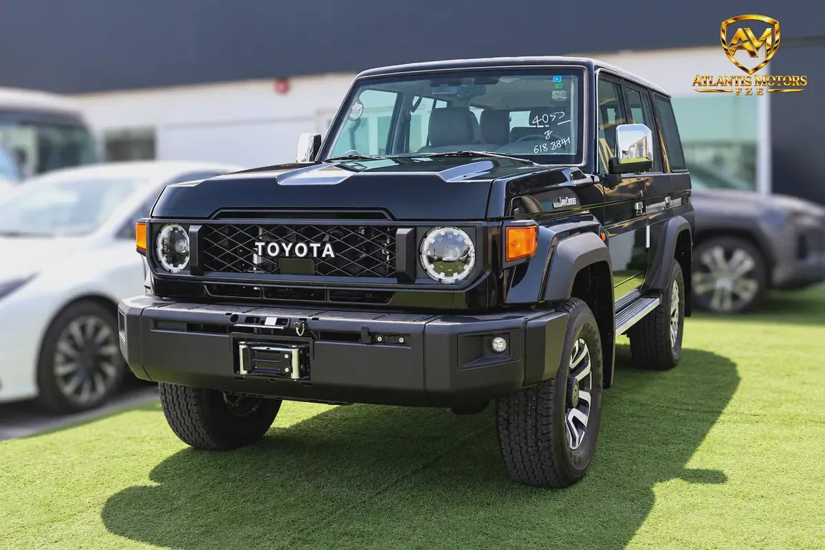 2026 Toyota Land Cruiser 70 Series LC 76 VXR GCC Specs-2-2
