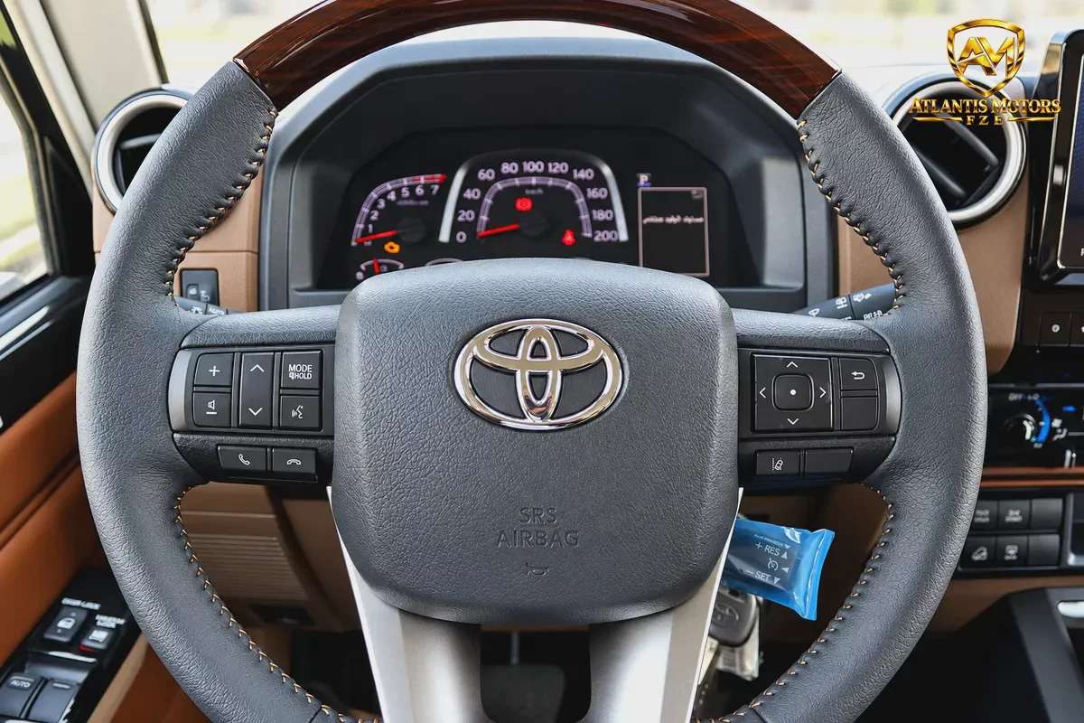 2026 Toyota Land Cruiser 70 Series LC 76 VXR GCC Specs-5-5